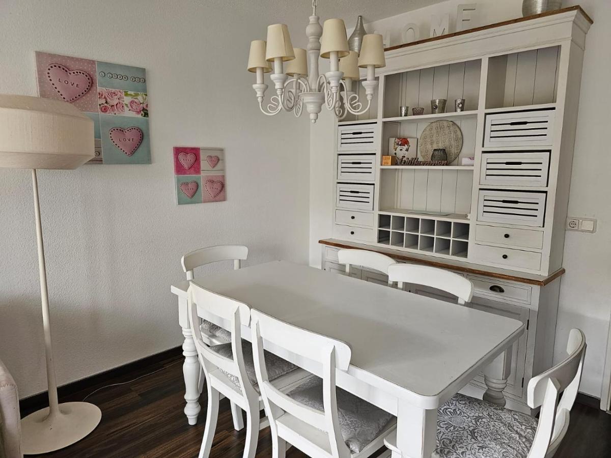 Uebernachten Sie Im Wunderschoenen Weiden Apartment Koln Bagian luar foto