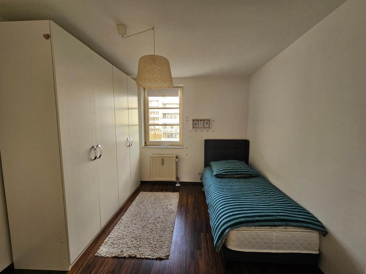 Uebernachten Sie Im Wunderschoenen Weiden Apartment Koln Bagian luar foto